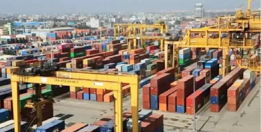 এনসিটি ইজারা বন্ধের দাবি চট্টগ্রাম বন্দরে শনিবার অপারেশনাল  কার্যক্রম,রোববার প্রশাসনিক কার্যক্রম বন্ধ।