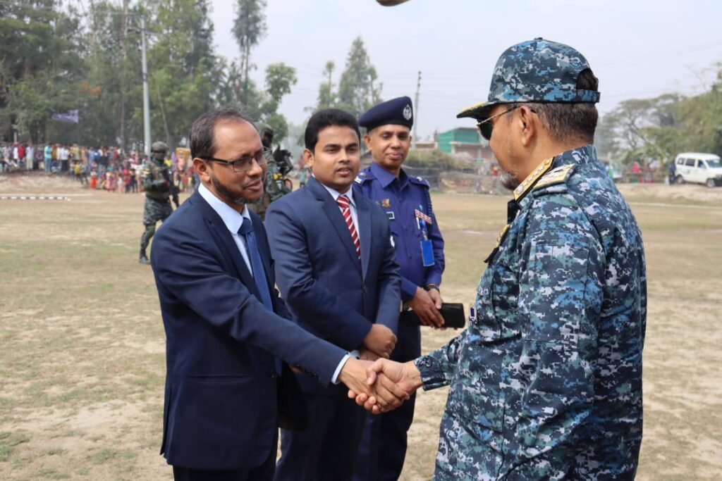 অবাধ ও সুষ্ঠু নির্বাচন নিশ্চিতে মাঠ পর্যায় পরিদর্শনে নৌবাহিনী প্রধান।