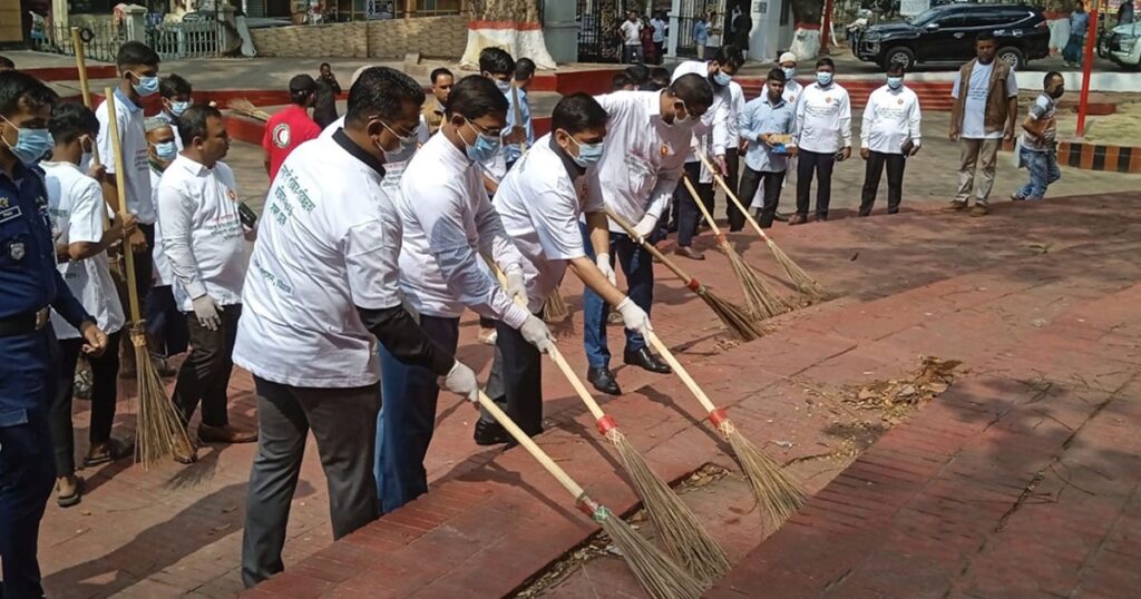 চট্টগ্রাম মহানগরে ডেঙ্গু মোকাবেলায় পরিচ্ছন্নতা কার্যক্রম শুরু