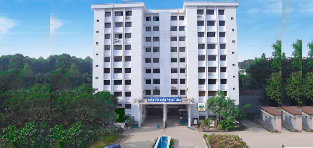 চট্টগ্রাম শিক্ষাবোর্ড এসএসসিতে রেজিস্ট্রেশন করা   ২৯ হাজার ৫৪২ শিক্ষার্থী অংশ নিচ্ছেননা।