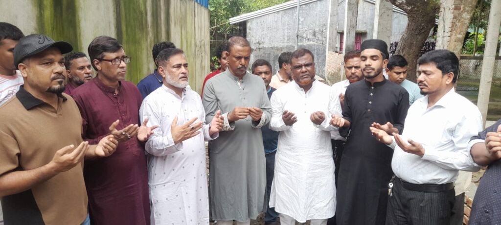 বোয়ালখালী পৌরসভার আমান আলী ও নজু মিয়া ফকির সড়ক উন্নয়ন কাজের উদ্বোধন